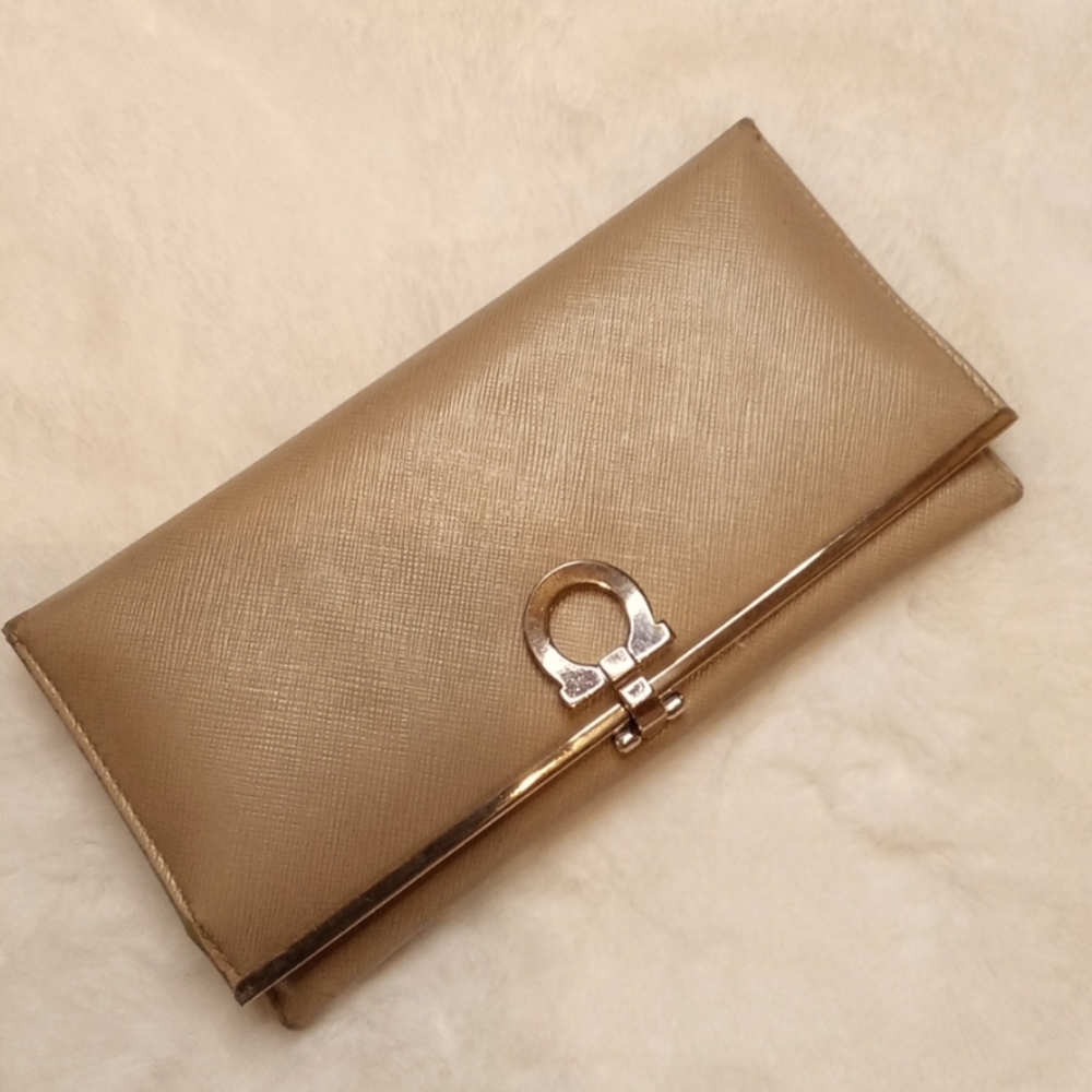 Salvatore Ferragamo Wellet